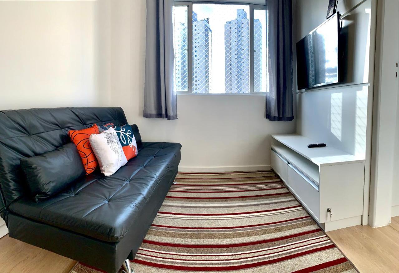505 - Lindo Apartamento 1 Quarto decorado no Bigorrilho com todos utensilios. Ótima lozalização. Curitiba Exterior foto