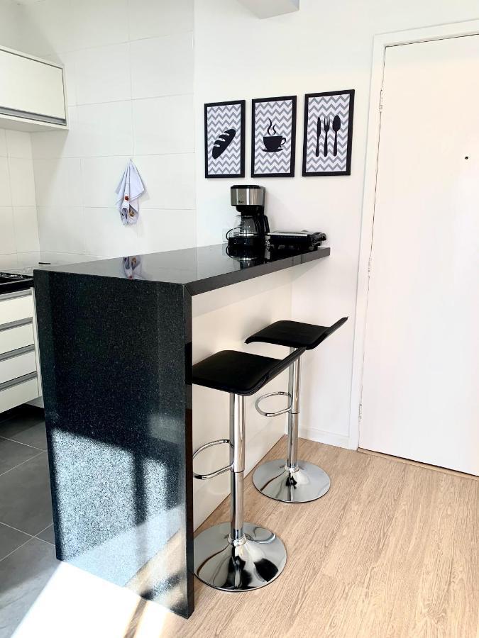 505 - Lindo Apartamento 1 Quarto decorado no Bigorrilho com todos utensilios. Ótima lozalização. Curitiba Exterior foto